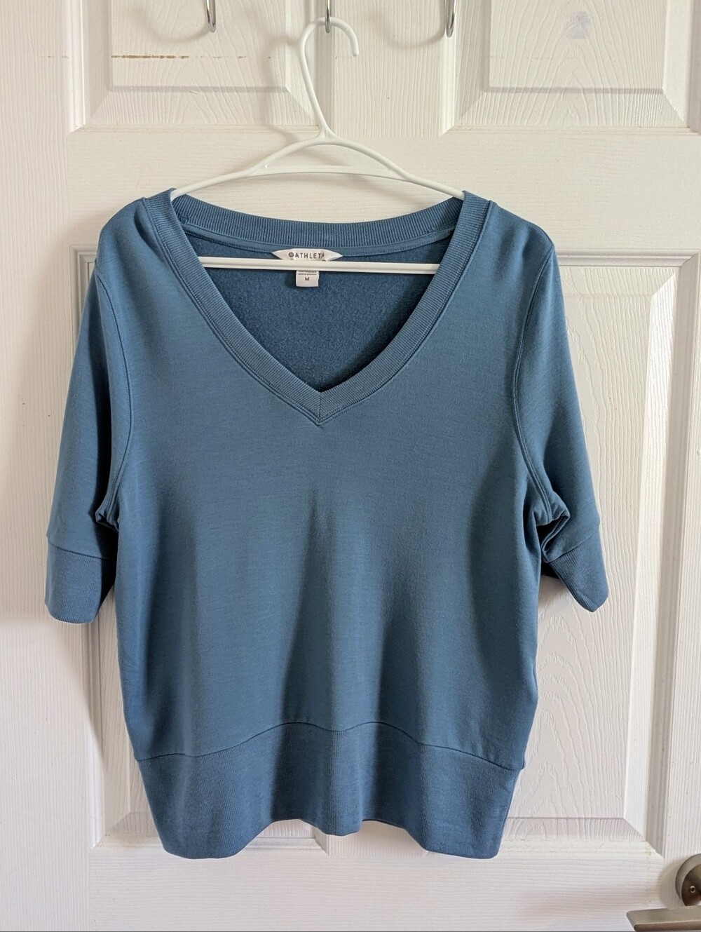 Athleta Coaster Luxe V-Neck Sweatshirt Blue Slate Yoga - Tencel Modal Blend - M